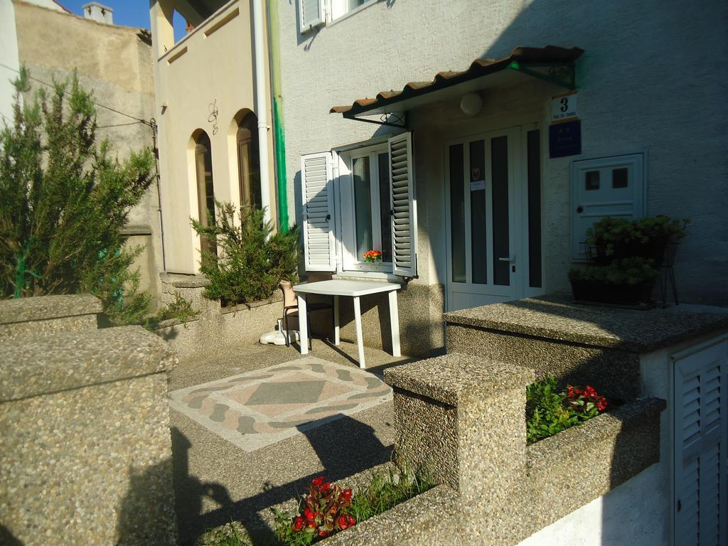 Apartment Filip Врбник Екстер'єр фото