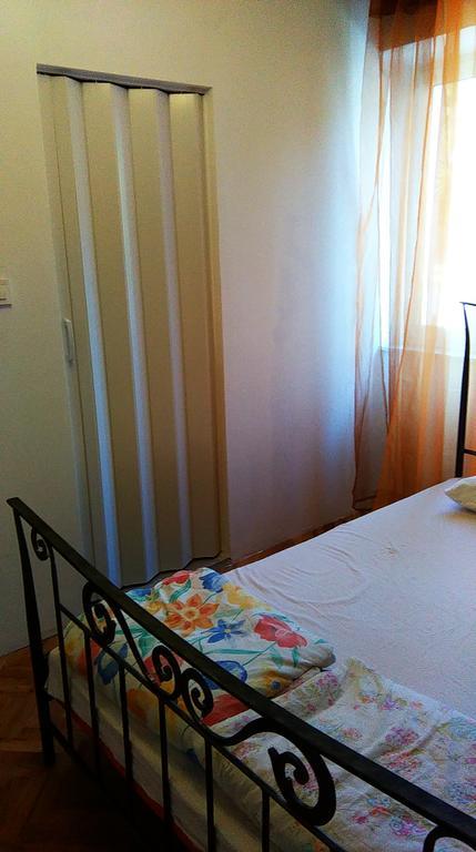 Apartment Filip Врбник Екстер'єр фото