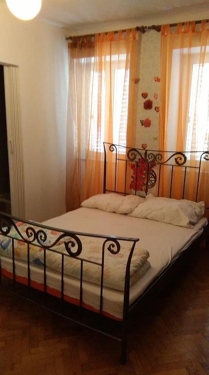 Apartment Filip Врбник Екстер'єр фото