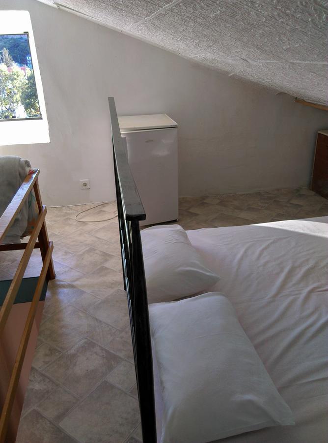 Apartment Filip Врбник Екстер'єр фото