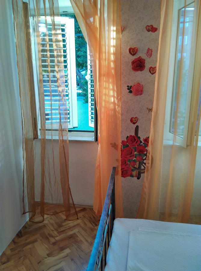 Apartment Filip Врбник Екстер'єр фото